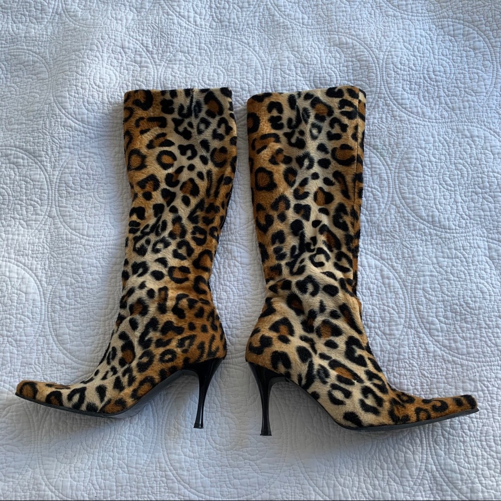 Custom Made Immaculate Italian Cheetah Print Boots